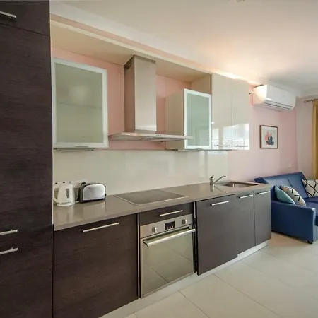 Modern Stylish - 2 Bedroom & 2 Bathroom - Spinola Bay, St Julians * St. Julian's