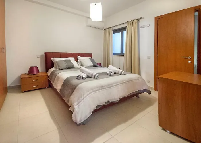Apartamento Modern Stylish - 2 Bedroom & 2 Bathroom - Spinola Bay, St Julians *