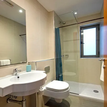 Apartament Modern Stylish - 2 Bedroom & 2 Bathroom - Spinola Bay, St Julians