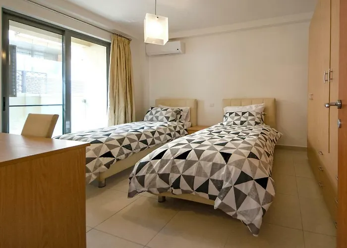 דירה Modern Stylish - 2 Bedroom & 2 Bathroom - Spinola Bay, St Julians